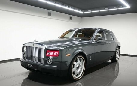 Rolls-Royce Phantom VII рестайлинг, 2005 год, 10 990 000 рублей, 1 фотография