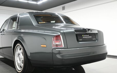 Rolls-Royce Phantom VII рестайлинг, 2005 год, 10 990 000 рублей, 13 фотография