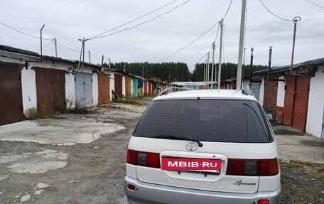 Toyota Ipsum II, 1997 год, 350 000 рублей, 13 фотография