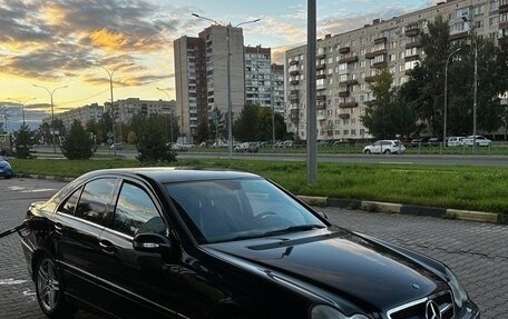 Mercedes-Benz C-Класс, 2005 год, 545 000 рублей, 5 фотография