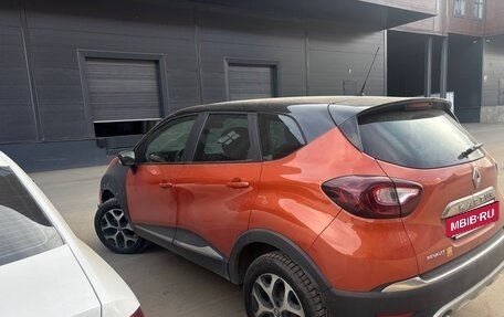 Renault Kaptur I рестайлинг, 2017 год, 1 100 000 рублей, 4 фотография