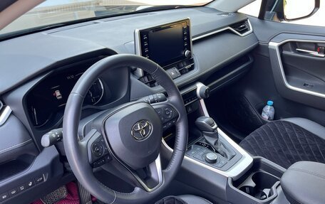 Toyota RAV4, 2020 год, 4 770 000 рублей, 5 фотография