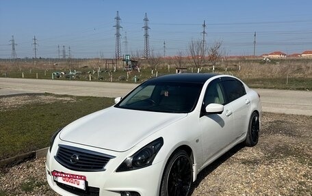Nissan Skyline, 2010 год, 1 500 000 рублей, 3 фотография