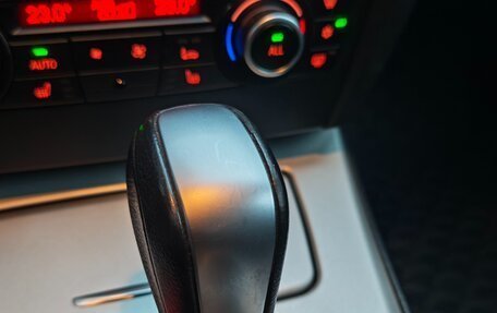BMW 3 серия, 2010 год, 1 099 999 рублей, 19 фотография