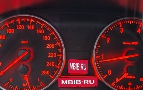 BMW 3 серия, 2010 год, 1 099 999 рублей, 26 фотография