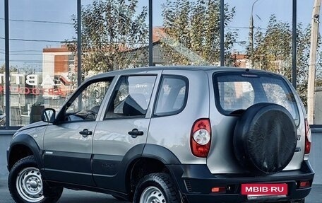 Chevrolet Niva I рестайлинг, 2013 год, 539 000 рублей, 7 фотография