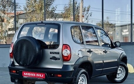 Chevrolet Niva I рестайлинг, 2013 год, 539 000 рублей, 5 фотография