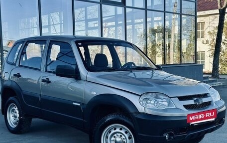 Chevrolet Niva I рестайлинг, 2013 год, 539 000 рублей, 4 фотография