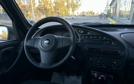 Chevrolet Niva I рестайлинг, 2013 год, 539 000 рублей, 14 фотография