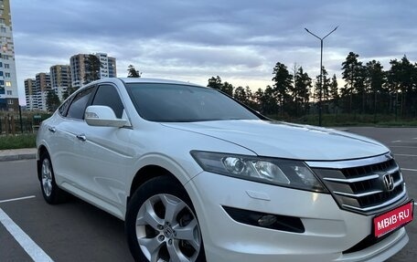 Honda Crosstour I рестайлинг, 2011 год, 2 050 000 рублей, 1 фотография