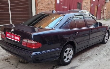 Mercedes-Benz E-Класс, 1999 год, 185 000 рублей, 6 фотография