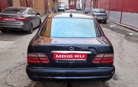 Mercedes-Benz E-Класс, 1999 год, 185 000 рублей, 4 фотография