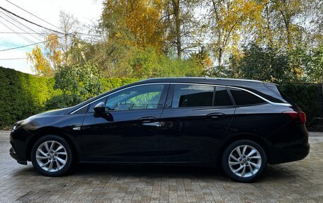 Opel Astra K, 2017 год, 1 350 000 рублей, 4 фотография