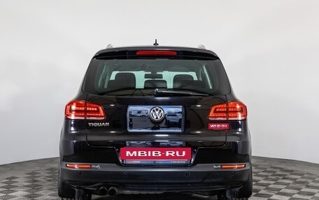Volkswagen Tiguan I, 2016 год, 1 899 000 рублей, 6 фотография