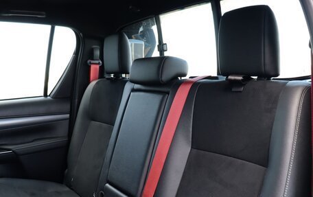 Toyota Hilux VIII, 2026 год, 9 990 000 рублей, 39 фотография