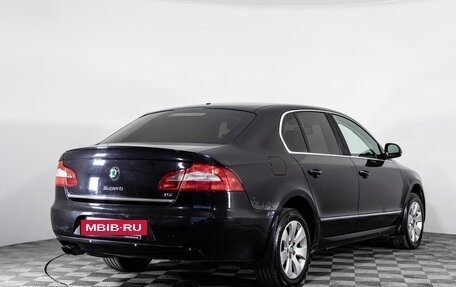 Skoda Superb III рестайлинг, 2011 год, 899 000 рублей, 5 фотография