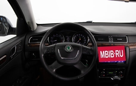 Skoda Superb III рестайлинг, 2011 год, 899 000 рублей, 10 фотография