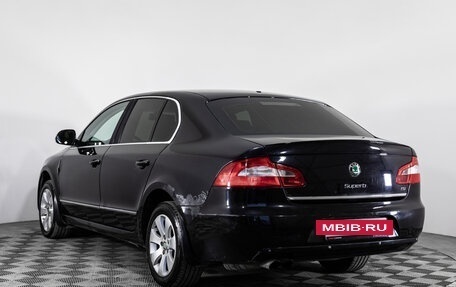 Skoda Superb III рестайлинг, 2011 год, 899 000 рублей, 7 фотография