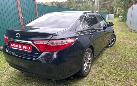 Toyota Camry, 2017 год, 1 750 000 рублей, 3 фотография