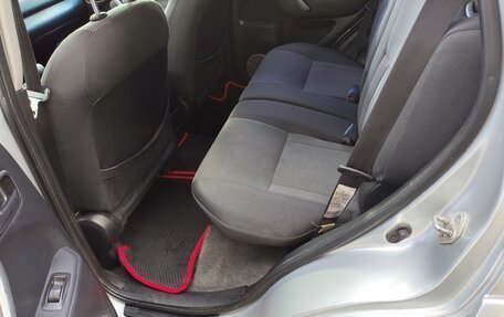 Toyota RAV4, 2004 год, 740 000 рублей, 9 фотография