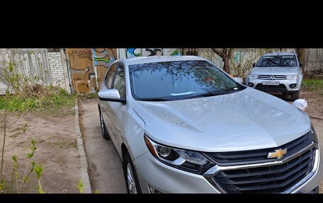 Chevrolet Equinox III, 2019 год, 2 000 000 рублей, 2 фотография