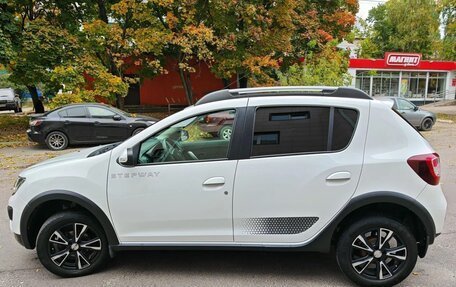 Renault Sandero II рестайлинг, 2018 год, 1 250 000 рублей, 2 фотография