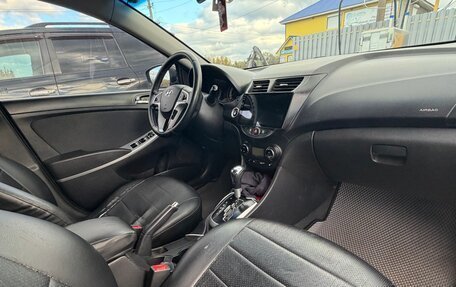 Hyundai Solaris II рестайлинг, 2011 год, 790 000 рублей, 10 фотография