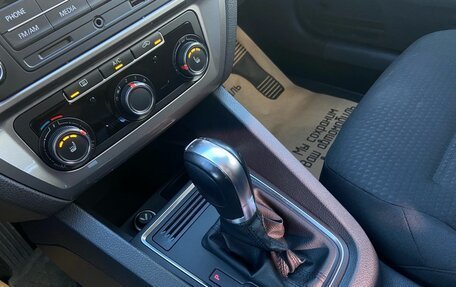 Volkswagen Jetta VI, 2018 год, 1 335 000 рублей, 17 фотография