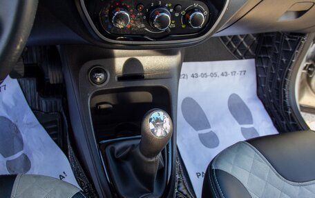 Renault Kaptur I рестайлинг, 2017 год, 1 429 000 рублей, 21 фотография