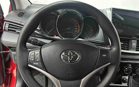 Toyota Yaris XP150 рестайлинг, 2022 год, 1 330 000 рублей, 8 фотография