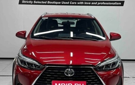 Toyota Yaris XP150 рестайлинг, 2022 год, 1 330 000 рублей, 2 фотография