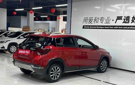 Toyota Yaris XP150 рестайлинг, 2022 год, 1 330 000 рублей, 5 фотография