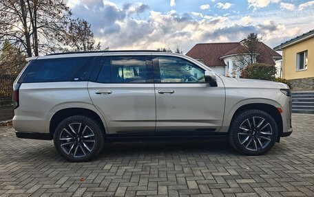 Cadillac Escalade V, 2022 год, 10 500 000 рублей, 8 фотография