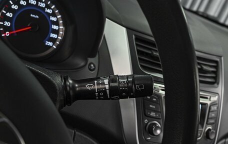 Hyundai Solaris II рестайлинг, 2015 год, 889 000 рублей, 16 фотография