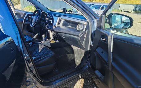 Toyota RAV4, 2013 год, 1 350 000 рублей, 9 фотография