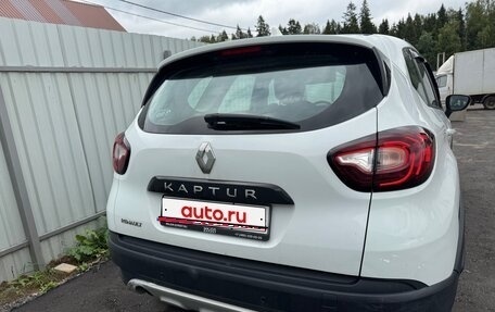 Renault Kaptur I рестайлинг, 2019 год, 990 000 рублей, 2 фотография