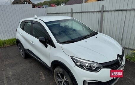 Renault Kaptur I рестайлинг, 2019 год, 990 000 рублей, 21 фотография