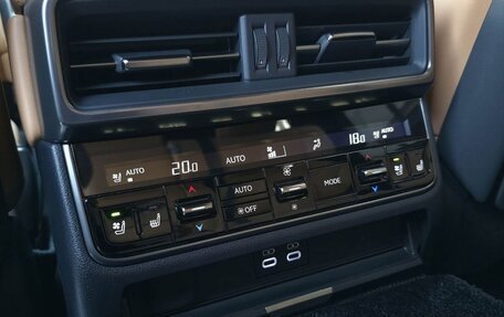 Lexus LX, 2026 год, 26 490 000 рублей, 34 фотография