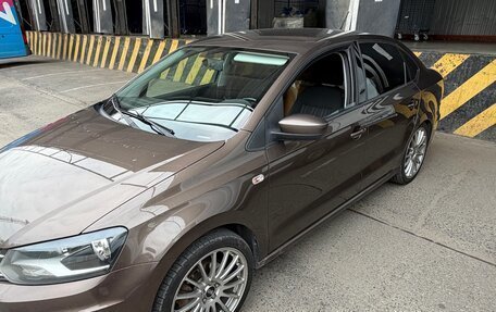Volkswagen Polo VI (EU Market), 2015 год, 960 000 рублей, 1 фотография