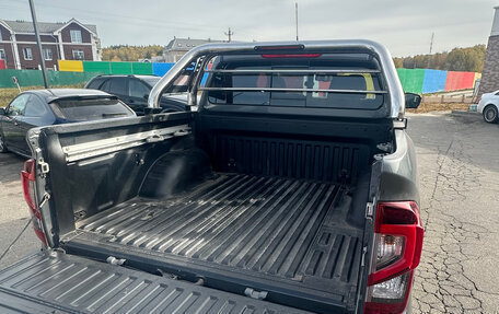 Nissan Navara (Frontier), 2024 год, 4 800 000 рублей, 8 фотография
