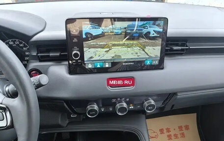 Honda Vezel, 2026 год, 2 300 000 рублей, 15 фотография