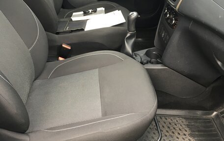 Renault Logan II, 2019 год, 1 160 000 рублей, 8 фотография