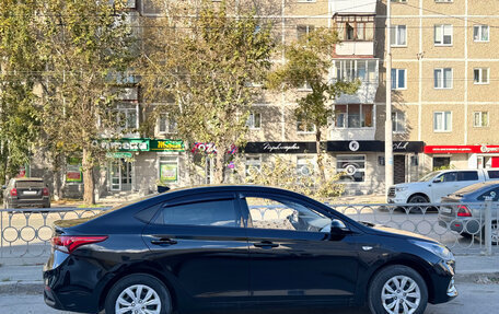 Hyundai Solaris II рестайлинг, 2019 год, 820 000 рублей, 3 фотография
