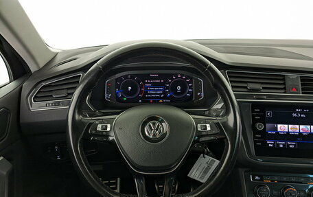 Volkswagen Tiguan II, 2019 год, 1 959 000 рублей, 21 фотография