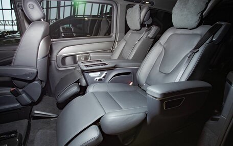 Mercedes-Benz V-Класс, 2026 год, 15 290 000 рублей, 13 фотография