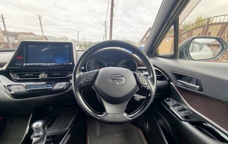 Toyota C-HR I рестайлинг, 2018 год, 2 130 000 рублей, 10 фотография
