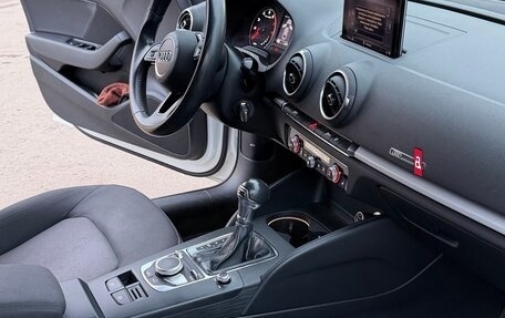 Audi A3, 2019 год, 1 640 000 рублей, 9 фотография