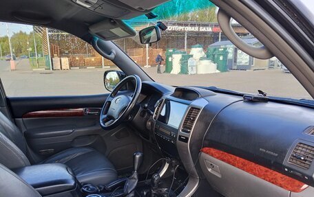Toyota Land Cruiser Prado 120 рестайлинг, 2006 год, 1 850 000 рублей, 3 фотография