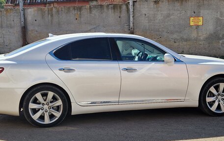 Lexus LS IV, 2007 год, 1 080 000 рублей, 5 фотография
