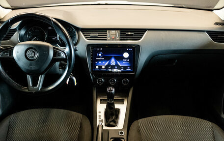 Skoda Octavia, 2015 год, 1 365 000 рублей, 5 фотография